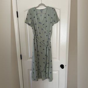 H&M Women’s Sage Green Floral Dress